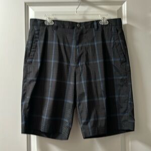 Calllaway golf shorts
